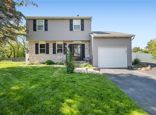 100 Brookston Dr, Cranberry Township, PA 16066