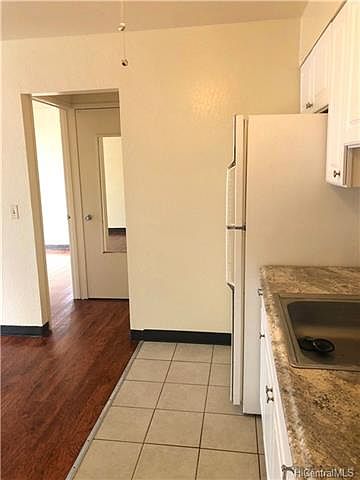 2nd image of 125 Lakeview Cir APT 101