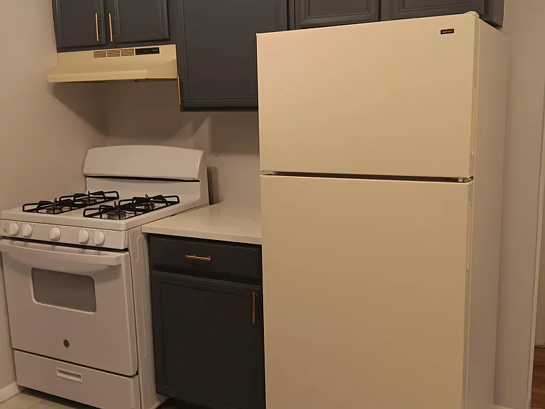 River Edge Apartments — Photo 30