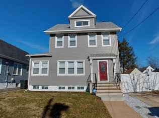 919 Drake Ave, Roselle, NJ 07203