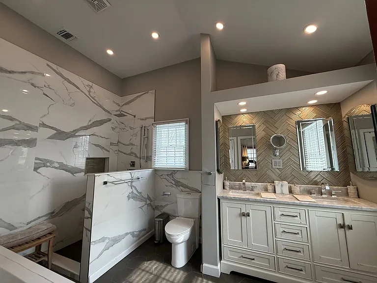 20 Mayfair Ct — Photo 13