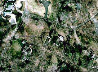 829 Turkey Run Rd, Mc Lean, VA 22101