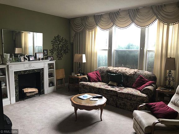 4th image of 373 Maria Ave