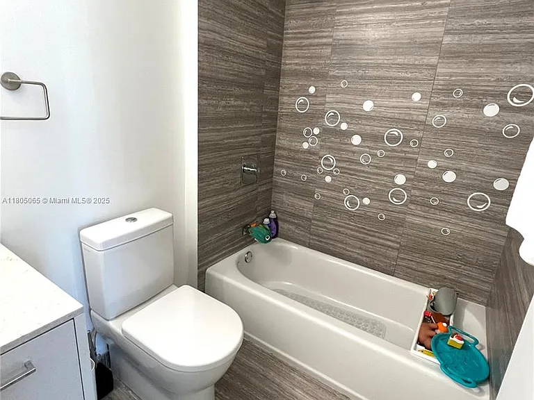 1010 Brickell Ave #4205 — Photo 19