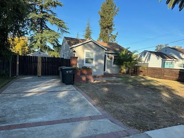 3040 Kroy Way — Photo 2