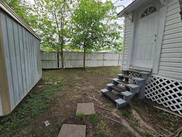 5815 Dylan Dr — Photo 11