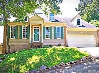 54 Windsor Ct, Little Rock, AR 72212
