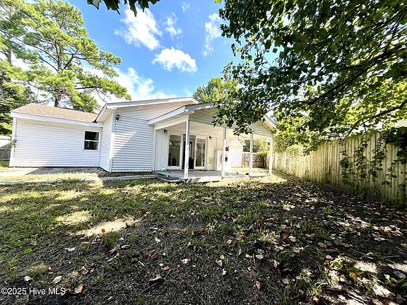 3rd image of 400 Ramsey Drive