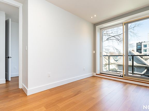 4th image of 675 E 32nd St #41
