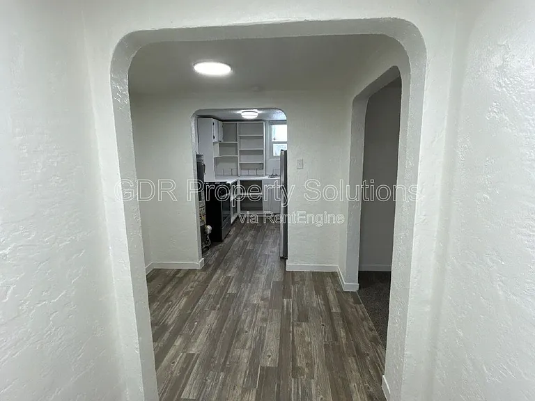 3209 Burton Ave SE #3219-1/2 — Photo 4