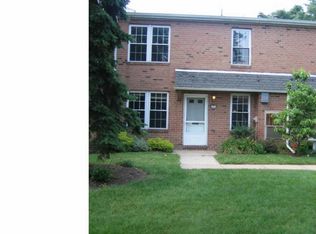 2091 Harbour Dr, Palmyra, NJ 08065