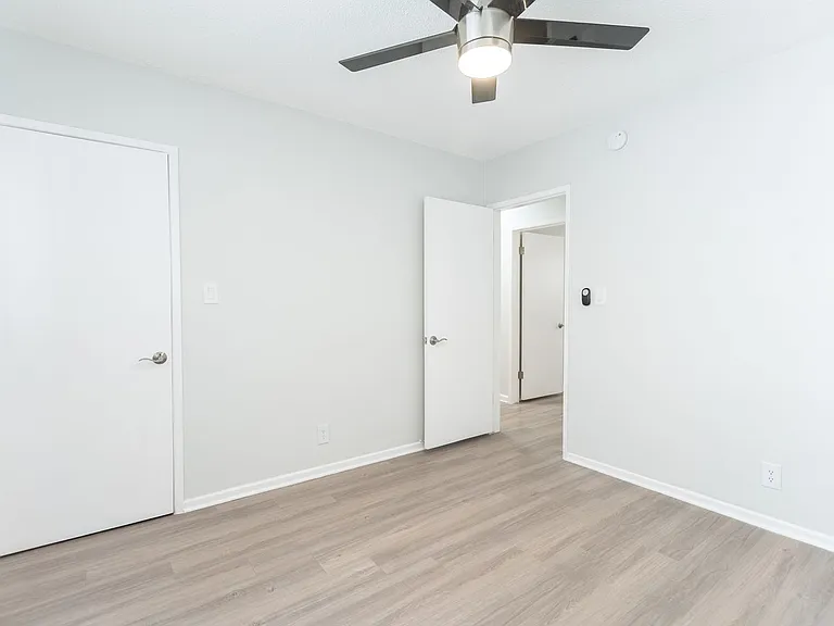 12323 Texas Ave — Photo 34