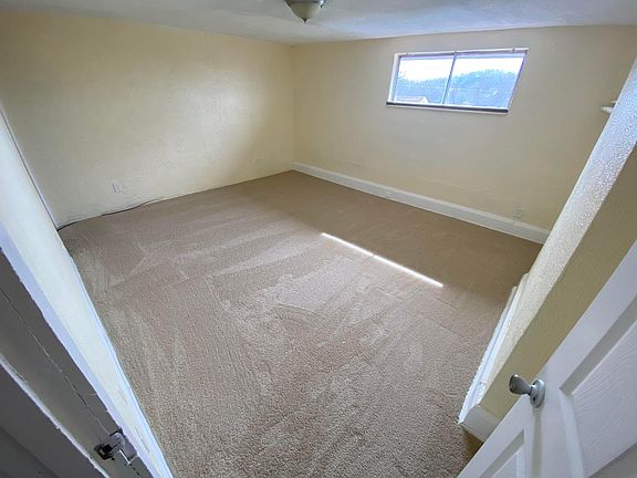 4th image of 2921 Overhill St #A