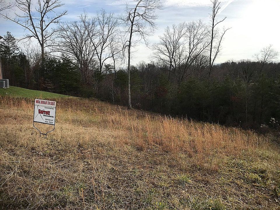 2nd image of 8104 Collier Rd