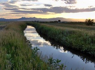 417 Ayers Rd, Wheatland, WY 82201