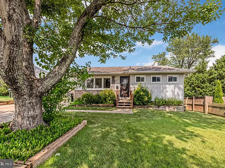 7411 Tillman Dr — Photo 51