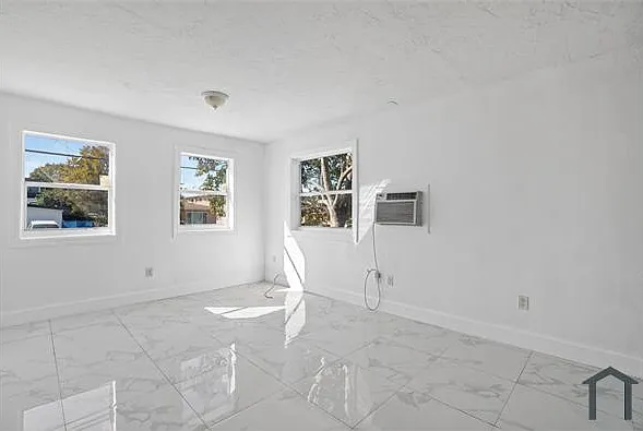 767 NW 35th St #1 — Photo 1