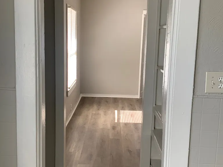 815 Dawson St #2 — Photo 14