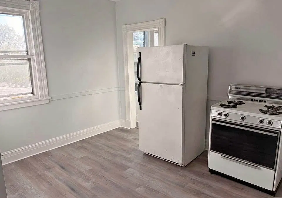 1 bed, 750 sqft, $1,125 — Photo 3