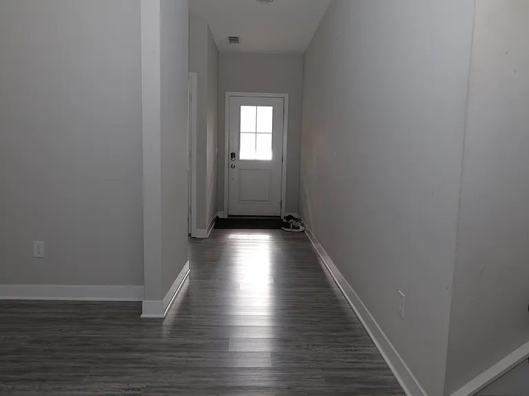 9819 Sonnette Cir — Photo 6