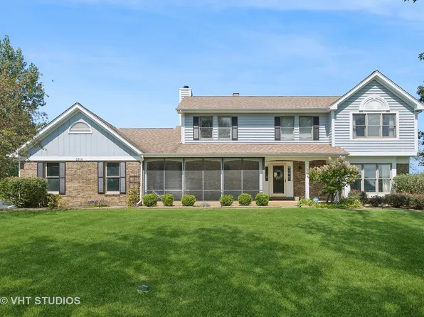 3814 Tecoma Dr, Crystal Lake, IL 60012