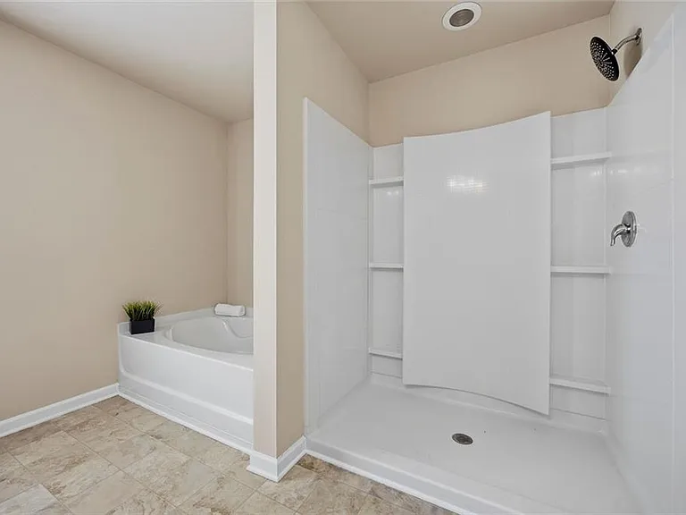 3110 Boxwood Xing — Photo 16