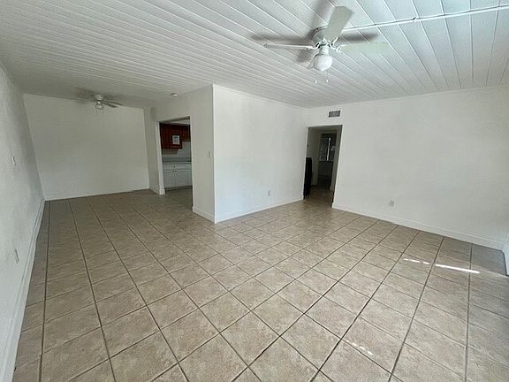 3rd image of 23076 Central Ave #11494056