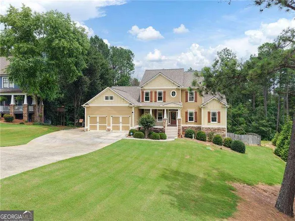 231 Georgetown Dr, Dallas, GA 30132
