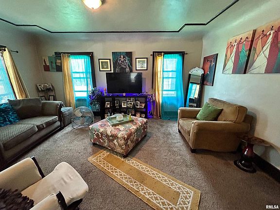 5th image of 2027 Davie St
