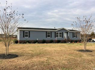 104 W Adelaide Ct, Elizabeth City, NC 27909
