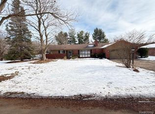 1322 N Monroe St, Lapeer, MI 48446