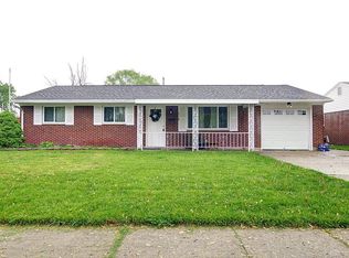 318 Estonia Dr, New Lebanon, OH 45345