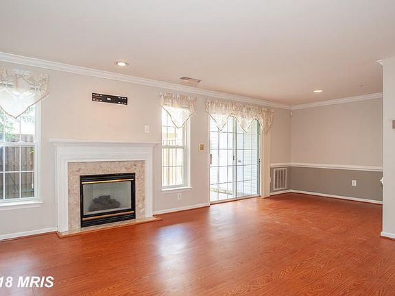 3rd image of 6603 Netties Ln Unit 1704