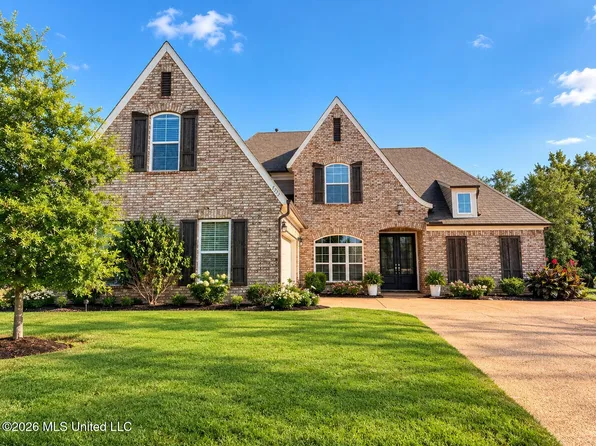 7337 Hawks Crossing Dr E, Olive Branch, MS 38654