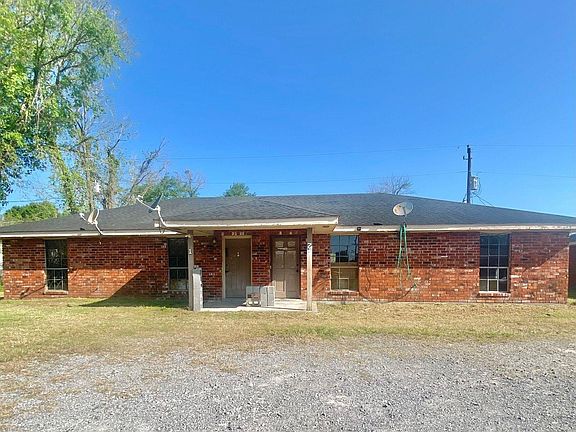 5th image of 105 & 107 Honey Ln