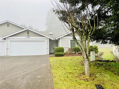 Puyallup Duplexes - 13402