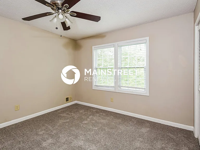 Main Bedroom