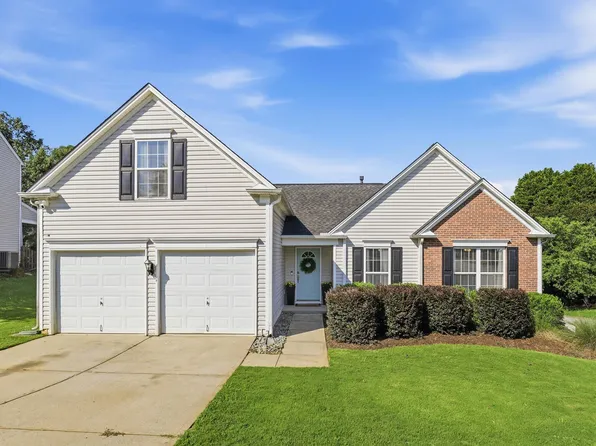2 Callawassie Ct, Simpsonville, SC 29681