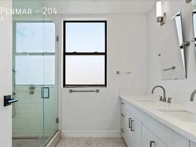 2432 Penmar Ave #204 — Photo 19