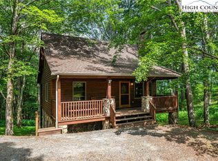 144 Spice Apple Way, Banner Elk, NC 28604