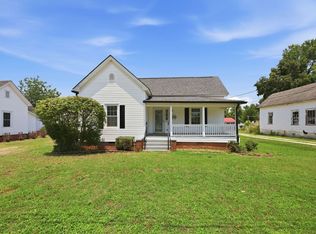 204 E H St, Erwin, NC 28339