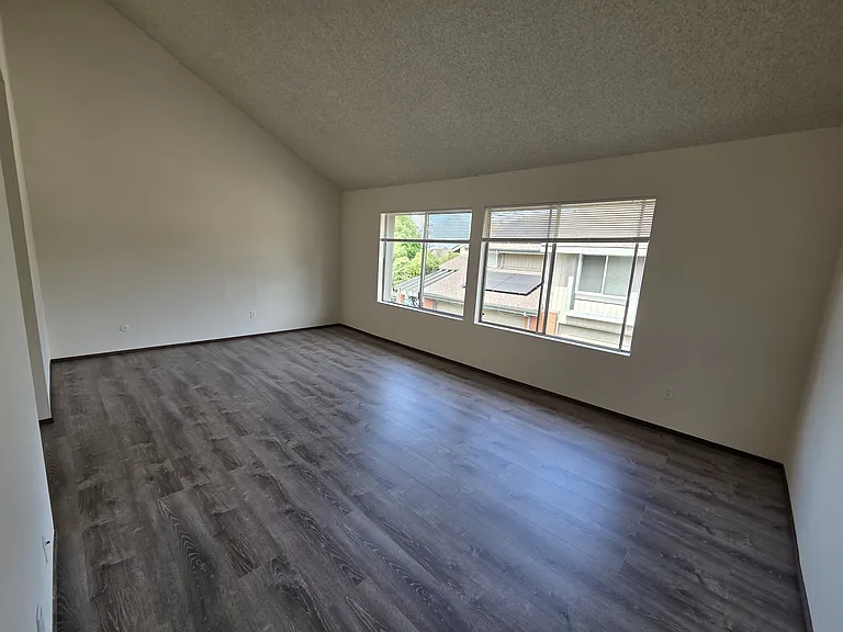 3103 Lucero Ct — Photo 8