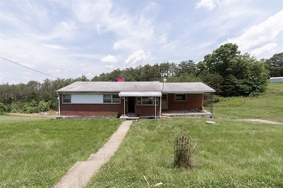 1st image of 579 Elijah Cir