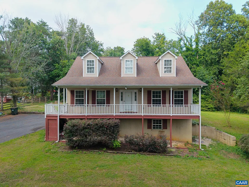 497 Sunset Dr
