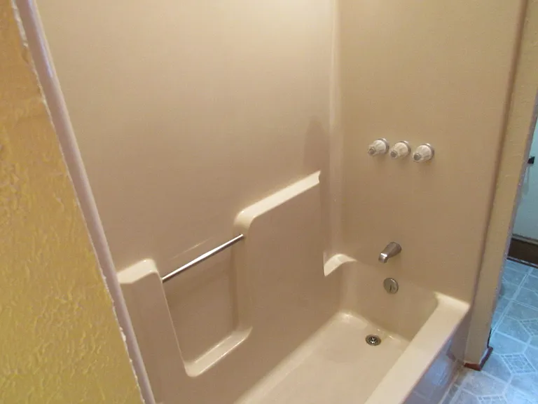 806 E Piedmont St — Photo 6