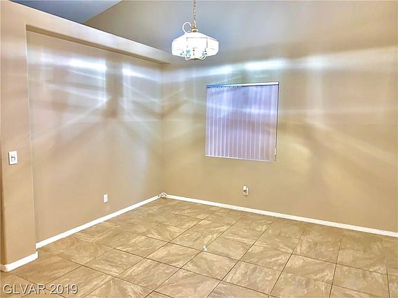 4th image of 3729 Saint Charles Ct