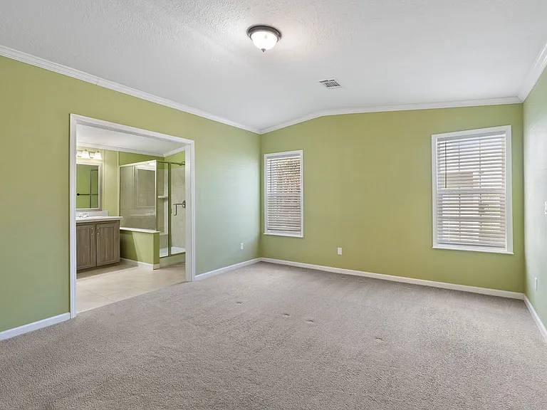 805 Beech Ct — Photo 9