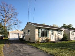 102 Frederick Dr, Liverpool, NY 13088