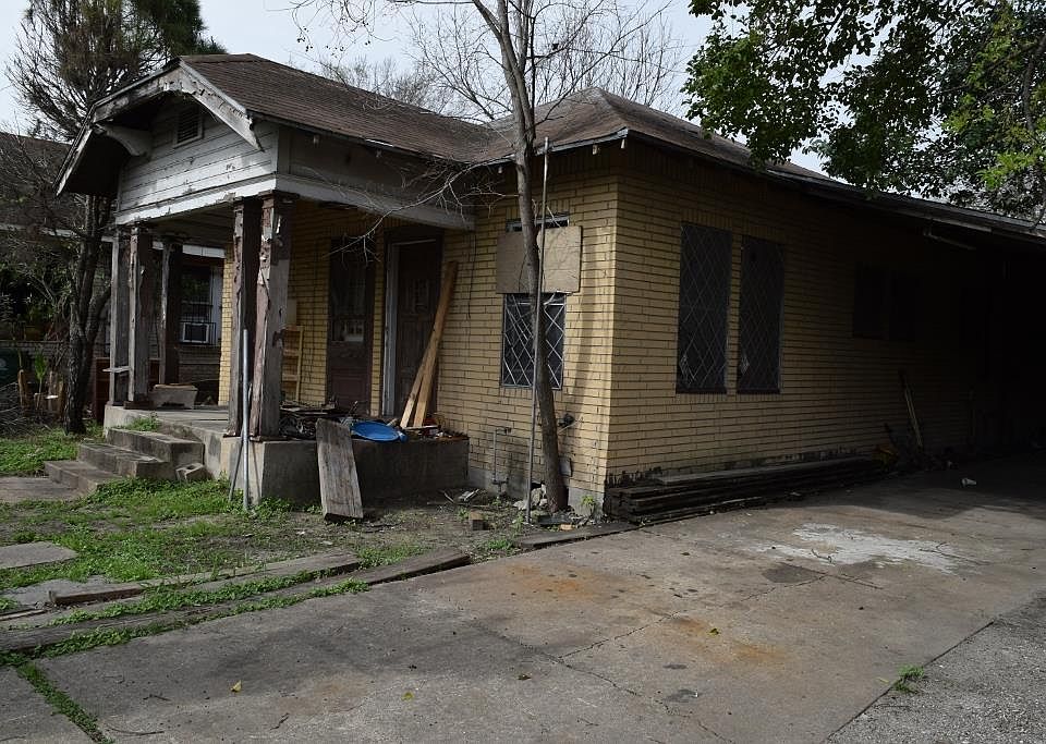 1st image of 6815 Avenue E