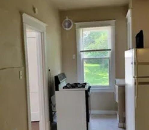 5th image of 6709 Stratford Ave